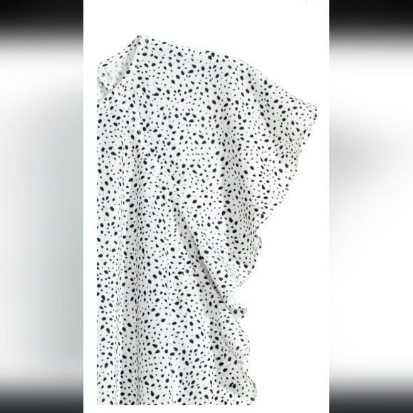 H&M Black‎ and White Flowy Fit & Flare Dress Size 2 - Picture 3 of 11